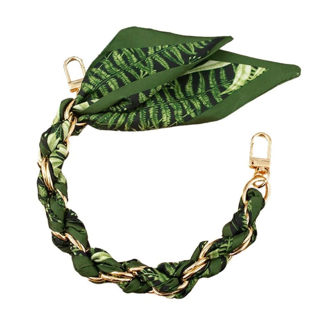 Cordon foulard vert pour smartphone - Chaîne dorée élégante & tissu satiné motif feuillage | PhoneShield PhoneShield